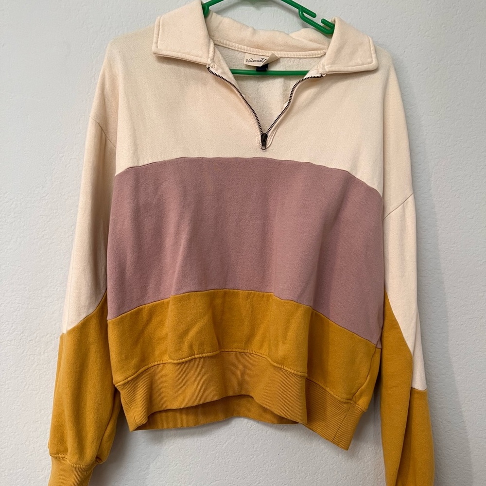 Universal Thread Quarter Zip Sweatshirt